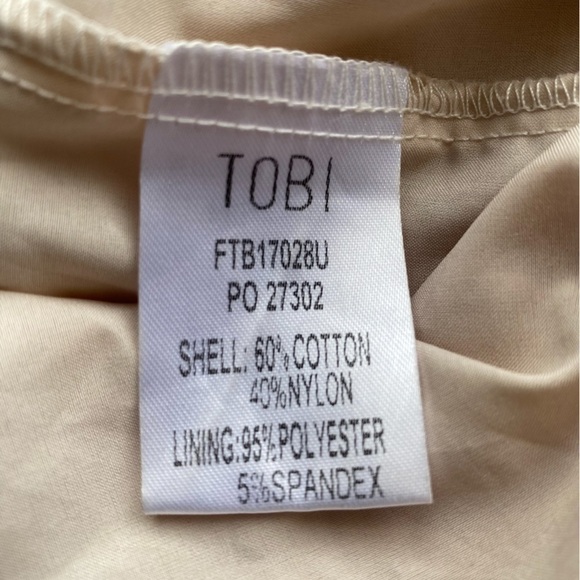 TOBI Lace Halter Top - Picture 6 of 8